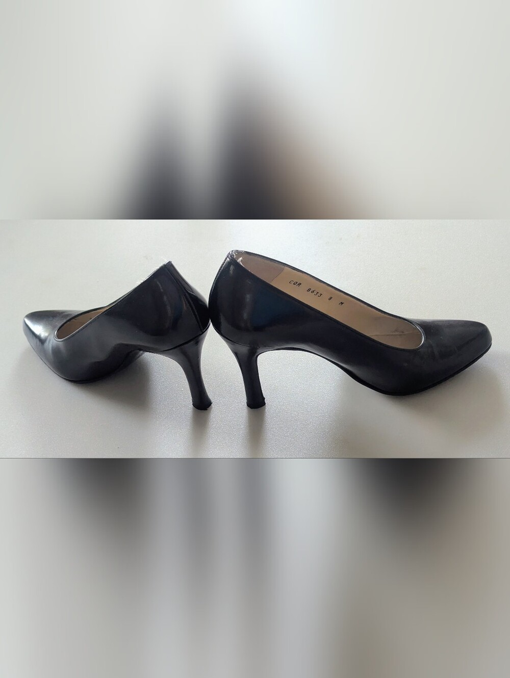 Vintage Charles Jourdan Women's Black Leather Pumps. Made in France. Size 8M - Picture 7 of 13